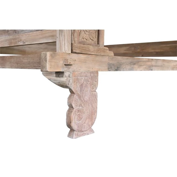 Ágy állvánnyal 234x190x212 cm