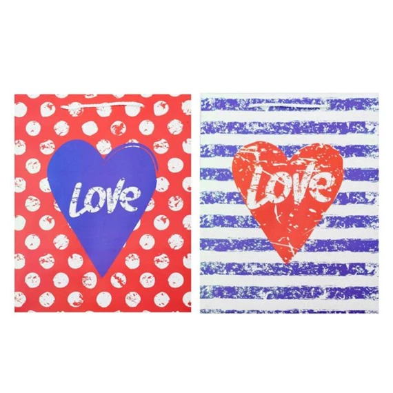 Ajándék tasak "Love" felirattal 26x32x12 cm 2féle