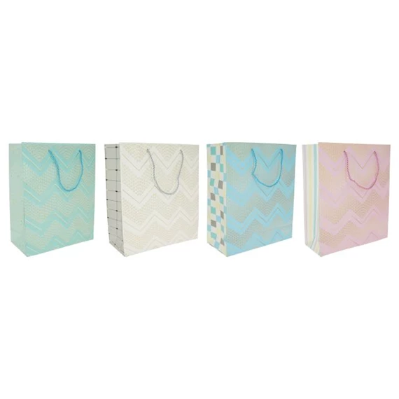 Ajándéktasak cikkcakk mintával 18x24x8,5 cm 4 féle