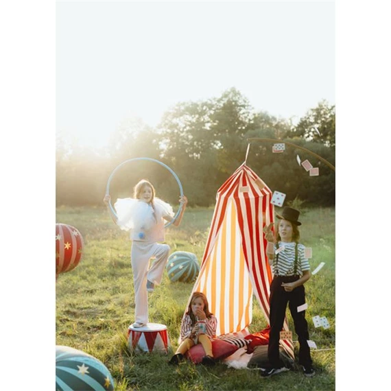 Állvány acélból arany színben 135 x 230 cm