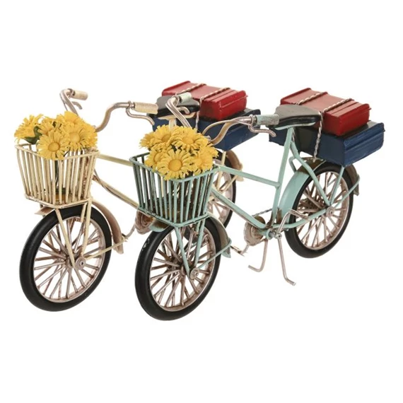 Dekoráció jármű 23x9x13,5 cm 2 féle