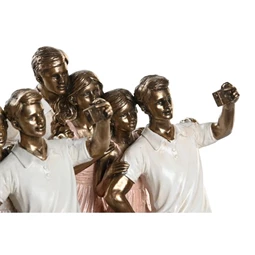 Figura család 18x10x25 cm 2 féle