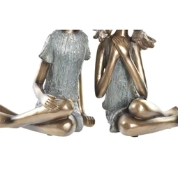 Figura szett, kisfiú és kislány 17x13x22 cm 2 féle S/2