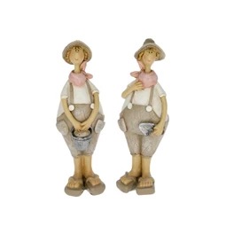 Fiú kertésznadrágban, vödörrel, ásóval álló 4x3x12 cm 2 féle