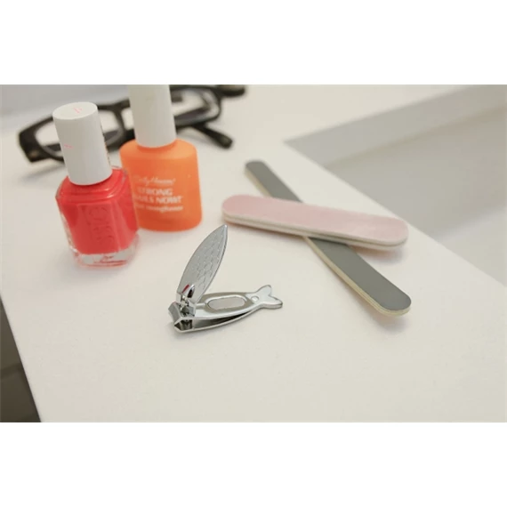 Hal formájú körömcsipesz