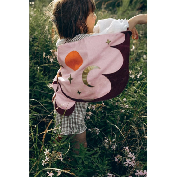 Jelmez lányoknak - lepke, vegyes