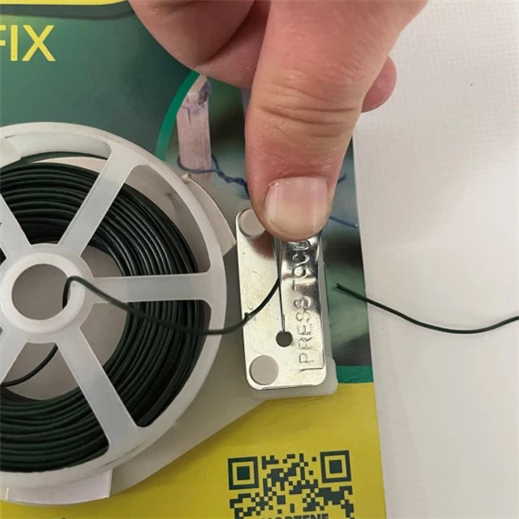 Kötöző növényekhez, műanyaggal bevont drót 25 m