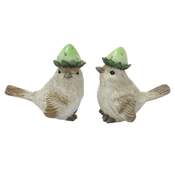 Madár, epersapkában álló 6,5x3x6,2 cm 2féle