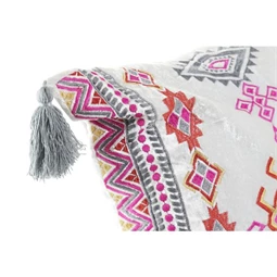 Párna bojtos 40x10x40 cm 3 féle