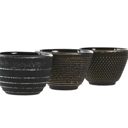 Pohár öntöttvas 8x8x5,5 cm 3 féle