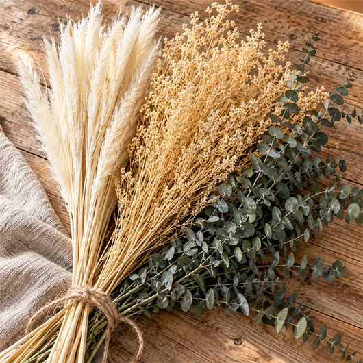 Dried decorations