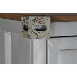 Szekrény 112x56x174 cm