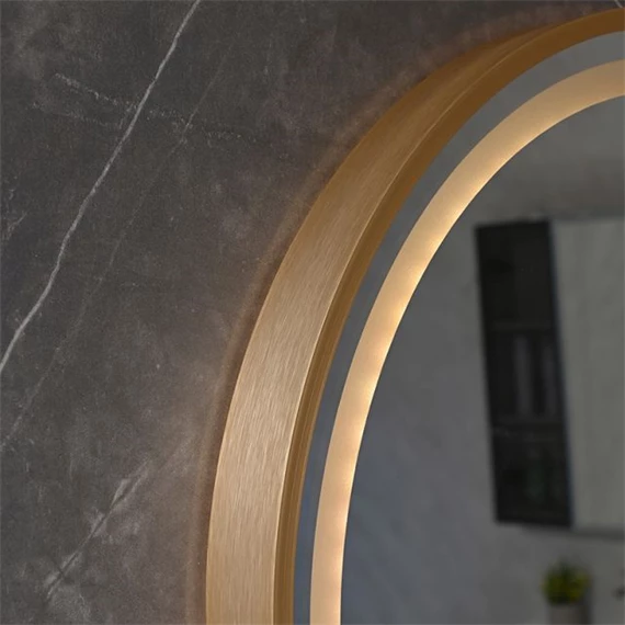 Tükör egész alakos, LED-es 60x5x165 cm