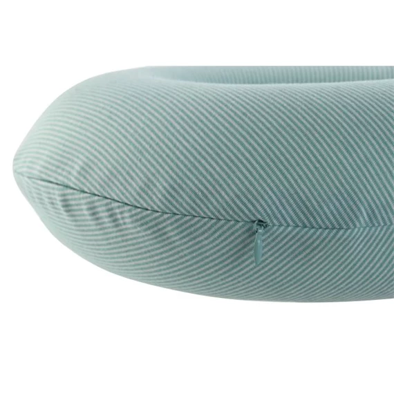 Utazópárna 30x30x10 cm 2 féle