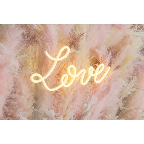 Világító LOVE felirat LED hálózati adapterrel, műanyag 61x27,4cm fehér