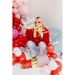 Világító LOVE felirat LED hálózati adapterrel, műanyag 61x27,4cm fehér