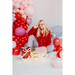 Világító LOVE felirat LED hálózati adapterrel, műanyag 61x27,4cm fehér